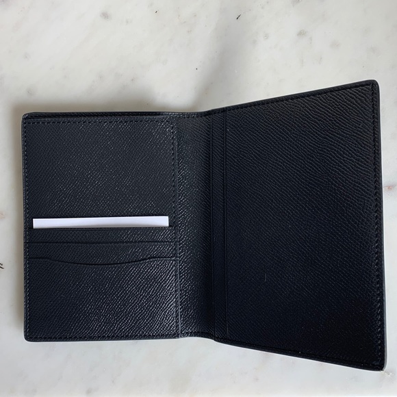 Coach Passport Case and Luggage Tag Holder - Picture 2 of 3